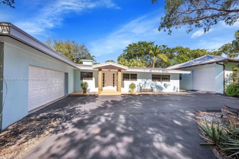 Villa ou maison à vendre à Pinecrest, Floride: 6 chambres, 397.81 m2 № 1880232 - photo 7