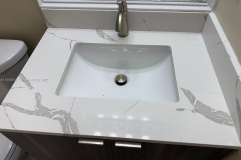 Condo in Homestead, Florida, 3 bedrooms  № 1957041 - photo 10