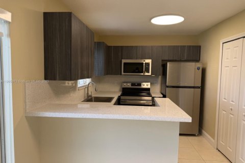 Condo in Homestead, Florida, 3 bedrooms  № 1957041 - photo 4