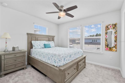 Touwnhouse à vendre à Oakland, Floride: 2 chambres, 153.47 m2 № 2409019 - photo 13