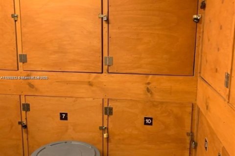 Condominio en venta en Hollywood, Florida, 1 dormitorio, 57.6 m2 № 1977541 - foto 18