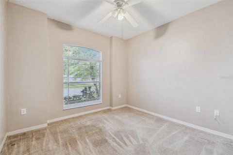House in Zephyrhills, Florida 4 bedrooms, 229.38 sq.m. № 1876298 - photo 17