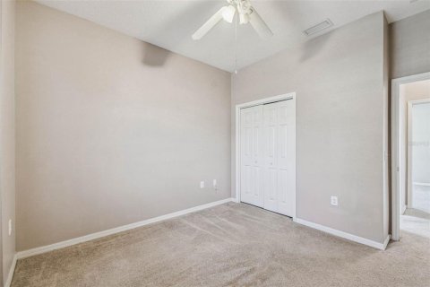 House in Zephyrhills, Florida 4 bedrooms, 229.38 sq.m. № 1876298 - photo 18