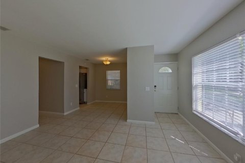 Villa ou maison à louer à Tampa, Floride: 3 chambres, 117.8 m2 № 1868936 - photo 4