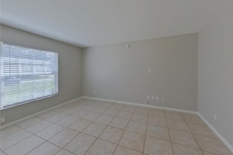 Villa ou maison à louer à Tampa, Floride: 3 chambres, 117.8 m2 № 1868936 - photo 3