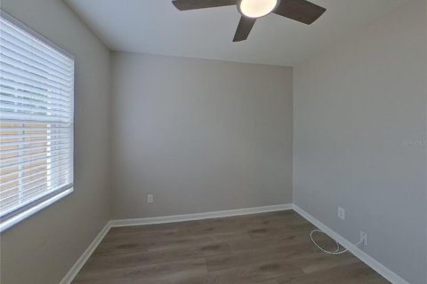 Villa ou maison à louer à Tampa, Floride: 3 chambres, 117.8 m2 № 1868936 - photo 13