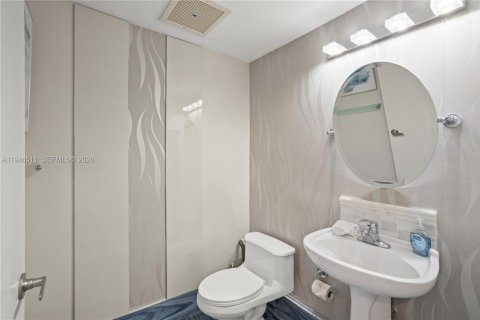 Copropriété à vendre à Sunny Isles Beach, Floride: 2 chambres, 136.57 m2 № 2011569 - photo 24