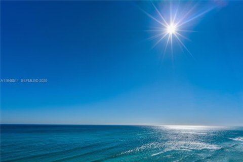 Copropriété à vendre à Sunny Isles Beach, Floride: 2 chambres, 136.57 m2 № 2011569 - photo 11