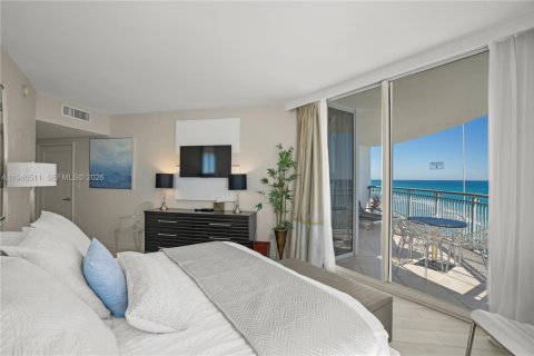Copropriété à vendre à Sunny Isles Beach, Floride: 2 chambres, 136.57 m2 № 2011569 - photo 17