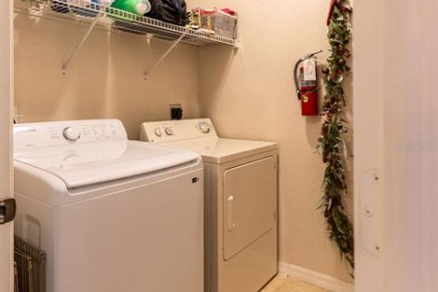 Copropriété à vendre à Tampa, Floride: 1 chambre, 88.91 m2 № 1919750 - photo 6