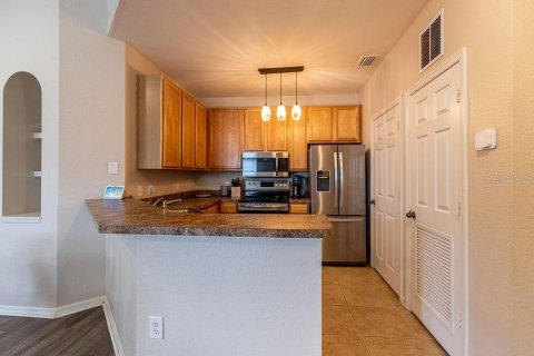 Copropriété à vendre à Tampa, Floride: 1 chambre, 88.91 m2 № 1919750 - photo 4