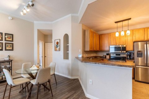 Copropriété à vendre à Tampa, Floride: 1 chambre, 88.91 m2 № 1919750 - photo 8