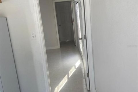 Villa ou maison à vendre à Tampa, Floride: 7 chambres, 112.88 m2 № 2415007 - photo 16