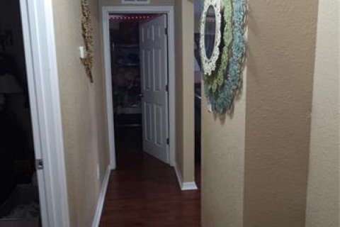 Villa ou maison à vendre à Tampa, Floride: 7 chambres, 112.88 m2 № 2415007 - photo 5