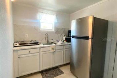 Villa ou maison à vendre à Tampa, Floride: 7 chambres, 112.88 m2 № 2415007 - photo 8