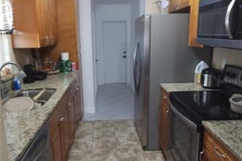 Villa ou maison à vendre à Tampa, Floride: 7 chambres, 112.88 m2 № 2415007 - photo 4