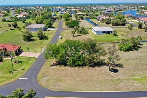 Terreno en venta en Punta Gorda, Florida № 2232757 - foto 16