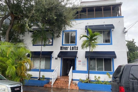 Кондоминиум с 1 спальней в Майами, Флорида № 1951075