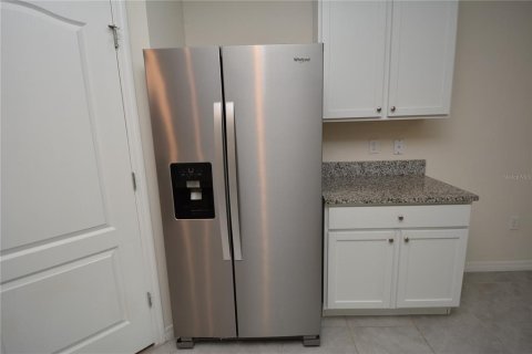 Casa en alquiler en Ormond Beach, Florida, 4 dormitorios, 171.5 m2 № 1900182 - foto 9