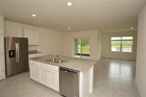 Casa en alquiler en Ormond Beach, Florida, 4 dormitorios, 171.5 m2 № 1900182 - foto 5