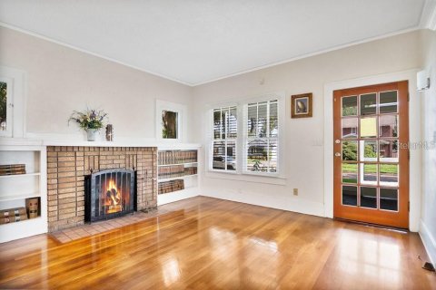 Propiedad comercial en alquiler en Orlando, Florida, 130.43 m2 № 1682009 - foto 5