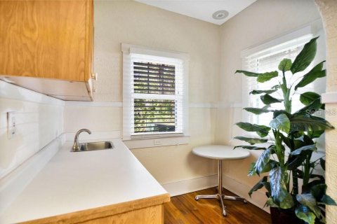 Propiedad comercial en alquiler en Orlando, Florida, 130.43 m2 № 1682009 - foto 16