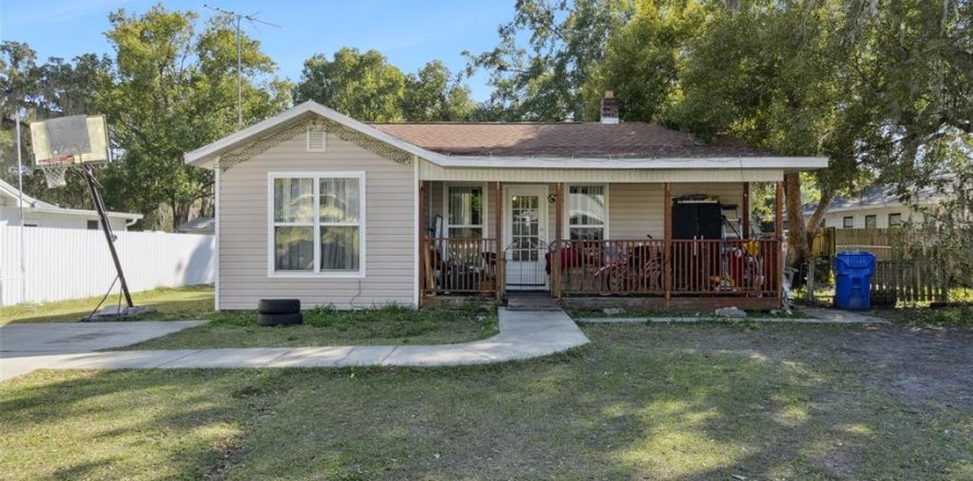 Villa ou maison à Kissimmee, Floride 4 chambres, 121.89 m2 № 2386066