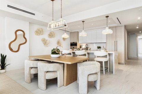 Купить кондоминиум в Помпано-Бич, Флорида 3 комнаты, 214.42м2, № 2246537 - фото 2