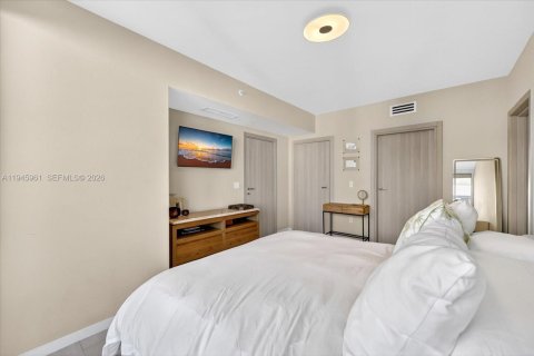 Condominio en venta en Miami, Florida, 2 dormitorios, 114.83 m2 № 2007794 - foto 12