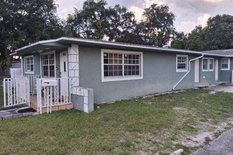 Appartement à louer à Miami, Floride: 5 chambres, 215.63 m2 № 2276301 - photo 2