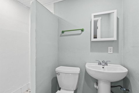 Villa ou maison à vendre à Dunedin, Floride: 2 chambres, 98.85 m2 № 2287117 - photo 18