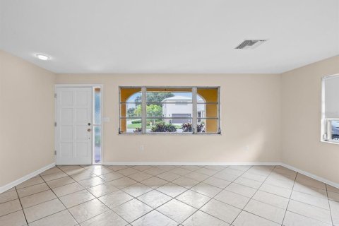 Villa ou maison à vendre à Dunedin, Floride: 2 chambres, 98.85 m2 № 2287117 - photo 6
