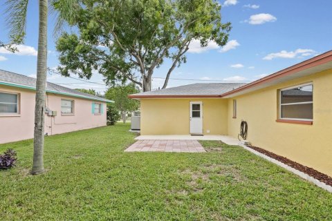 Villa ou maison à vendre à Dunedin, Floride: 2 chambres, 98.85 m2 № 2287117 - photo 22