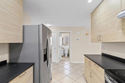 Villa ou maison à vendre à Dunedin, Floride: 2 chambres, 98.85 m2 № 2287117 - photo 12