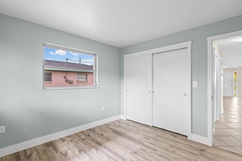 Villa ou maison à vendre à Dunedin, Floride: 2 chambres, 98.85 m2 № 2287117 - photo 16