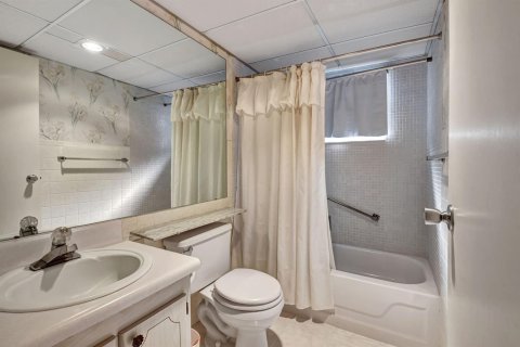 Купить кондоминиум в Делрей-Бич, Флорида 5 комнат, 81.75м2, № 2246196 - фото 17