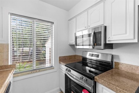 Copropriété à vendre à Tampa, Floride: 2 chambres, 99.78 m2 № 1886351 - photo 14
