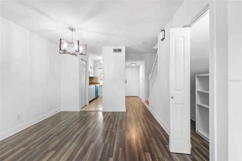 Copropriété à vendre à Tampa, Floride: 2 chambres, 99.78 m2 № 1886351 - photo 11