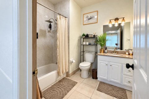 Casa en venta en Fort Lauderdale, Florida, 4 dormitorios, 231.79 m2 № 2414153 - foto 13