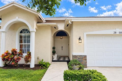 Casa en venta en Fort Lauderdale, Florida, 4 dormitorios, 231.79 m2 № 2414153 - foto 4