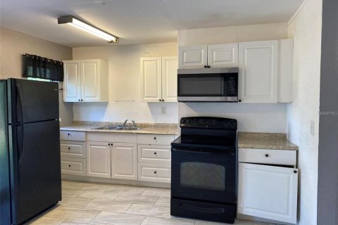 Casa en alquiler en Lake Wales, Florida, 3 dormitorios, 78.04 m2 № 1919307 - foto 3