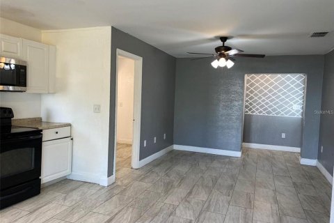 Casa en alquiler en Lake Wales, Florida, 3 dormitorios, 78.04 m2 № 1919307 - foto 5
