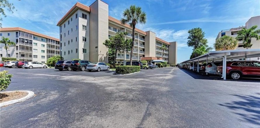 Condominio en Bradenton, Florida, 2 dormitorios № 2218512