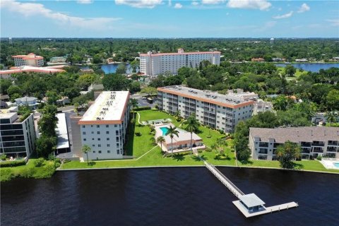 Condominio en alquiler en Bradenton, Florida, 2 dormitorios, 117.89 m2 № 2218512 - foto 24
