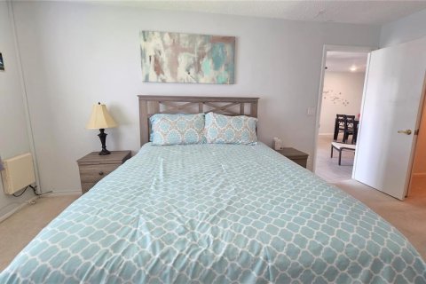 Condominio en alquiler en Bradenton, Florida, 2 dormitorios, 117.89 m2 № 2218512 - foto 12