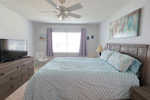 Condominio en alquiler en Bradenton, Florida, 2 dormitorios, 117.89 m2 № 2218512 - foto 13