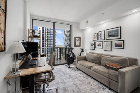 Condominio en venta en Miami, Florida, 3 dormitorios, 149.85 m2 № 1998668 - foto 11