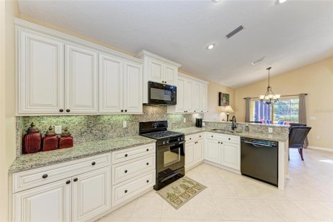 Villa ou maison à vendre à Bradenton, Floride: 3 chambres, 183.57 m2 № 1898683 - photo 20