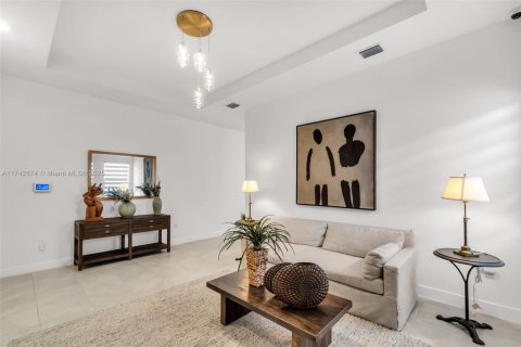 Villa ou maison à vendre à Miramar, Floride: 3 chambres, 190.17 m2 № 1985215 - photo 5