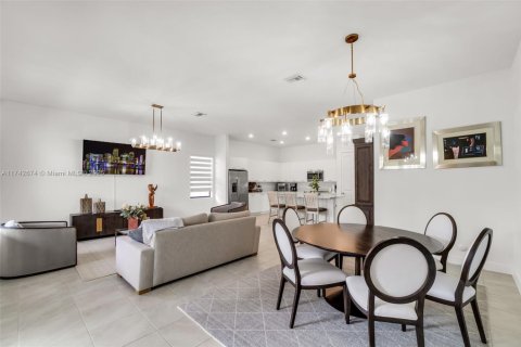 Villa ou maison à vendre à Miramar, Floride: 3 chambres, 190.17 m2 № 1985215 - photo 11